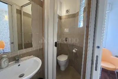 Ufficio in vendita, Via Sardegna, Palermo