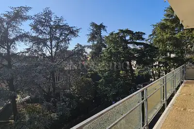 Casa in vendita, Via Montello, Brescia