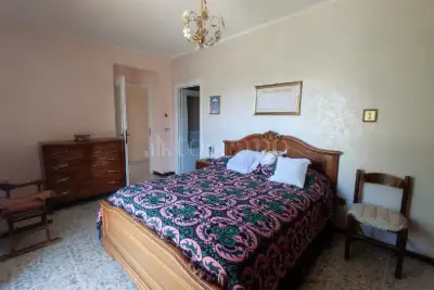 Villino a Schiera in vendita, Via dell'Aquila 13, L'Aquila