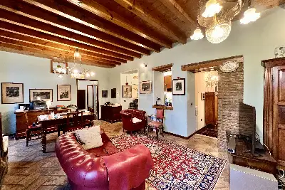 Casa in vendita, Via Garibaldi, Desenzano del Garda