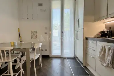 Villino a Schiera in vendita, Via Giuseppe de Finetti, Milano
