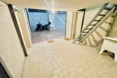 Box in vendita, Via dell'Acquedotto del Peschiera, Roma