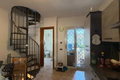 Villino a Schiera in vendita, Via Ildebrando della Giovanna, Roma