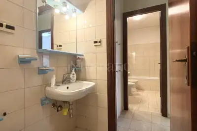 Casa in vendita, Viale dei Caduti per la Resistenza, Roma