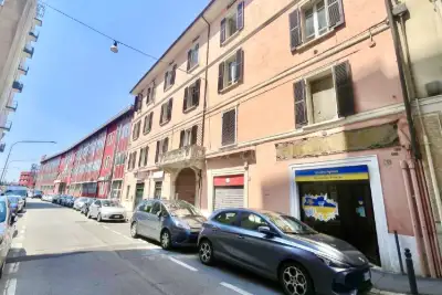 Casa in vendita, Via Fratelli Folonari, Brescia