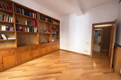 Casa in vendita, Via di San Basilio, Roma