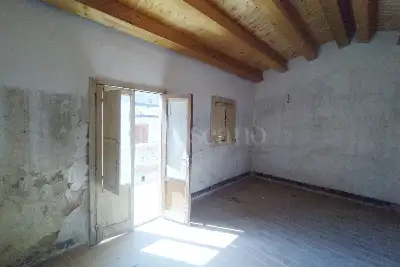 Casa Indipendente in vendita, Floridia -  Piazza del Popolo, Floridia