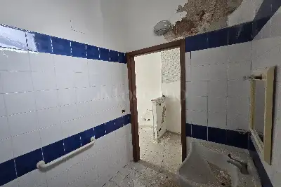 Negozio in vendita, Via Sebastiano Olivieri, Siracusa