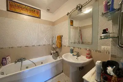 Villa Plurifamiliare in vendita, Via Pietro Benedetti, Roma