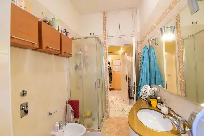 Casa in vendita, Via Tommaso Grossi, Como