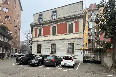 Casa in vendita, Piazza Vesuvio, Milano