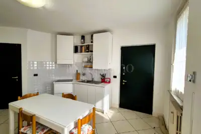 Casa in affitto, Via Leopardi, Cantù