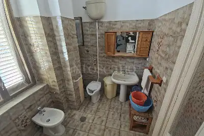 Casa in vendita, Via Enrico Arlotta, Napoli