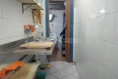 Negozio in affitto, Via Leopoldo Ruspoli, Roma