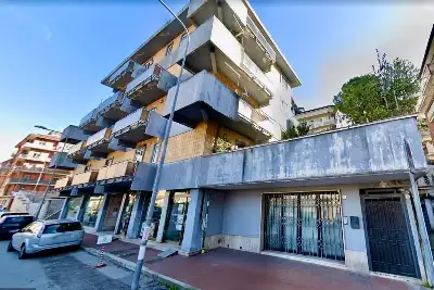 Negozio in affitto, Via Paolo IV Carafa, Avellino