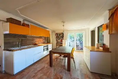 Casa in vendita, Via Sofocle, Roma