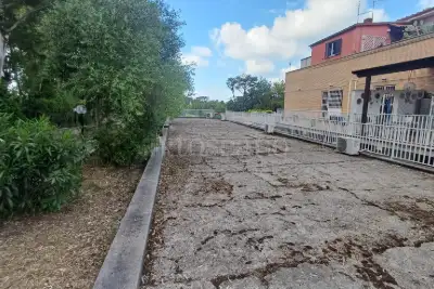 Magazzino in vendita, Vicolo del Casale Lumbroso, Roma