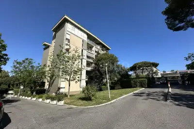 Casa in vendita, Viale dell'Umanesimo, Roma