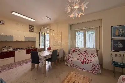 Casa in vendita, Via Trieste, Alba Adriatica