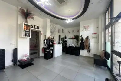 Attività Commerciale in vendita, Piazza San Giovanni Bosco, Roma