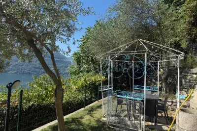 Casa in vendita, Via Regina Nuova, Laglio