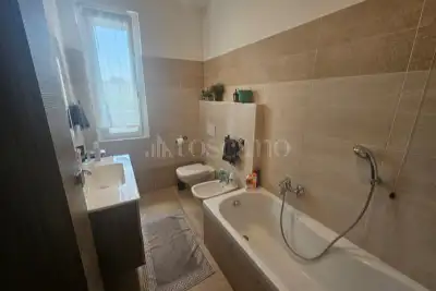 Casa in vendita, Via Milano, Villa Guardia
