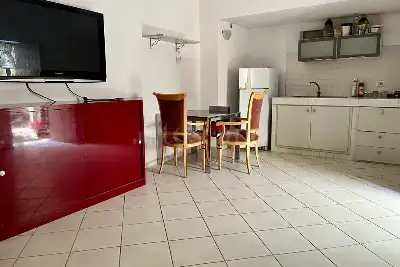 Casa in vendita, Via Michele Lessona, Roma