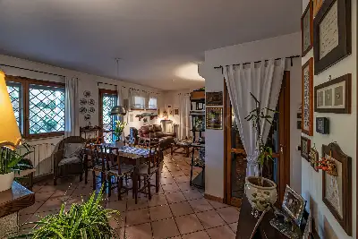 Villino a Schiera in vendita, Via Cardinale Giacomo Lercaro , Roma