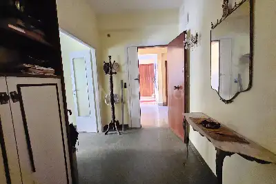 Casa in vendita, Via Odessa, Pomezia