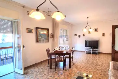 Casa in vendita, Via Crispi 230, Bari