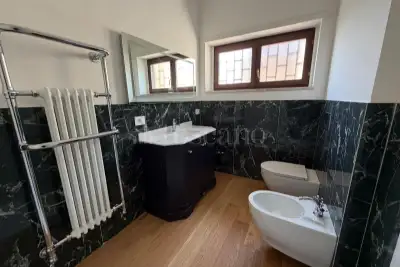 Casa in affitto, Via Prassitele, Roma