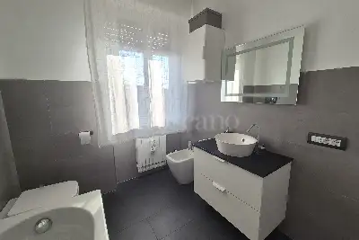 Casa in vendita, Via Garza, Borgosatollo