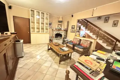 Villa Bifamiliare in vendita, Via Mantegna, Pomezia