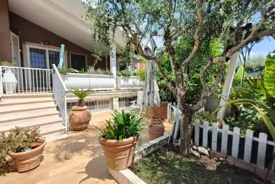 Villa Plurifamiliare in vendita, Via Vervio, Roma