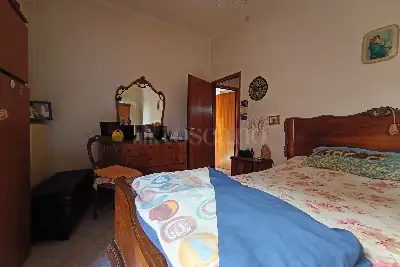 Casa in vendita, Via Andrea Costa, Bologna