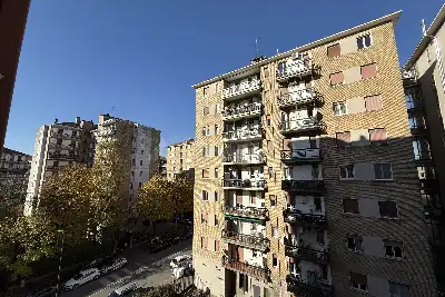 Casa in vendita, via Vincenzo Giordano Orsini , Milano