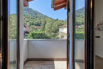 Villa in vendita, Via Pianazzo, Lavena Ponte Tresa