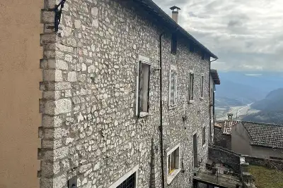 Casale in vendita, Via del Carmine , Monteleone di Spoleto
