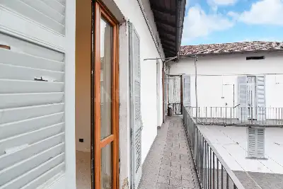 Casa in vendita, Via Bellinzona, Como