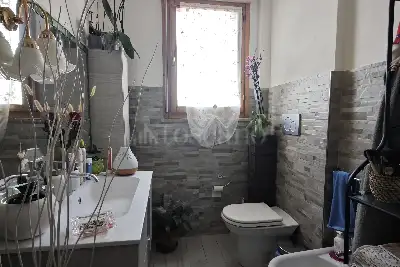 Casa in vendita, Via Bonaguida Lucari, Siena