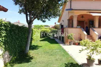 Villa Plurifamiliare in vendita, Via Nicola de Giosa, Roma