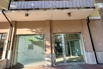 Negozio in affitto, Avellino - Via Tagliamento, Avellino