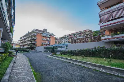 Casa in vendita, Via Vincenzo Ussani, Roma