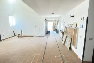 Laboratorio in vendita, Via la Petra Sarda, Olbia