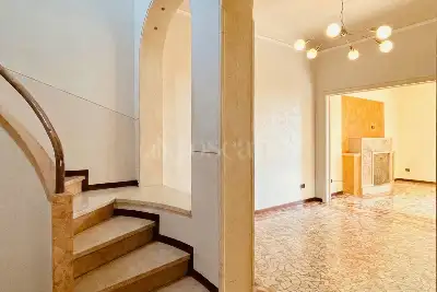 Villa Plurifamiliare in vendita, Via Carlo Pisacane, Brescia