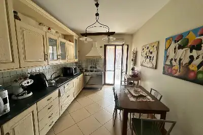 Casa in vendita, Via Emanuele Cutore, Gravina di Catania