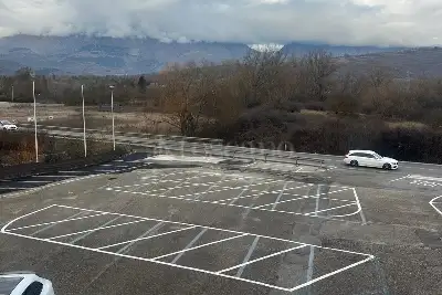 Negozio in affitto, Via Tiburtina Valeria, Avezzano