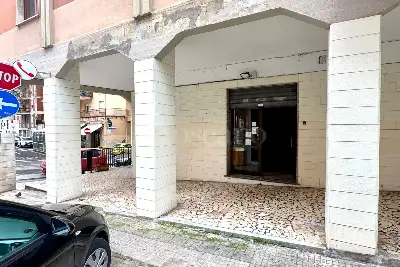 Negozio in vendita, Via Luigi Rolando, Sassari