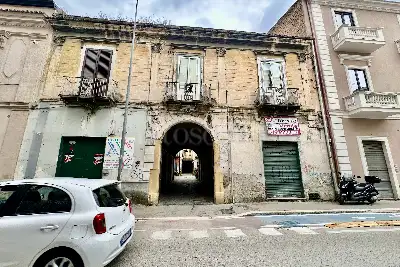 Negozio in vendita, Via Fulvio Renella, Caserta