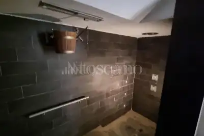 Negozio in vendita, Via Carlo Oreglio, Melzo